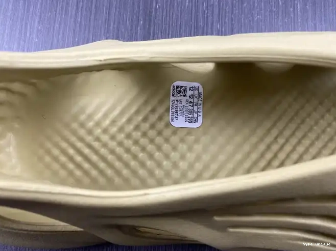 hype RNNR Sulfur GV6775 Foam Adidas Yeezy 0609